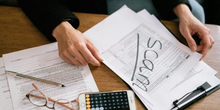 Tax season scams surge as filing confusion grows